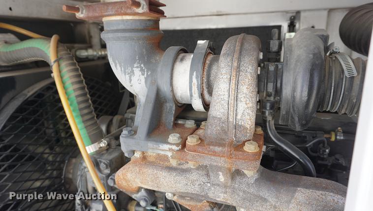 image for item DE3313 1998 Chevrolet T7500 paint striper truck