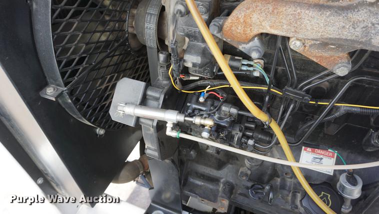 image for item DE3313 1998 Chevrolet T7500 paint striper truck