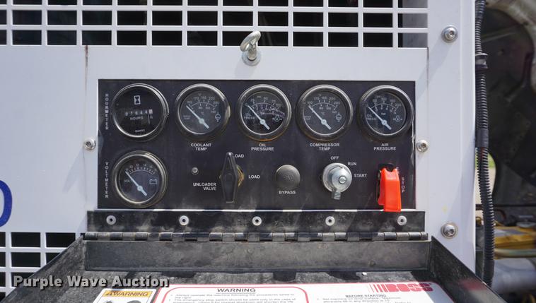 image for item DE3313 1998 Chevrolet T7500 paint striper truck