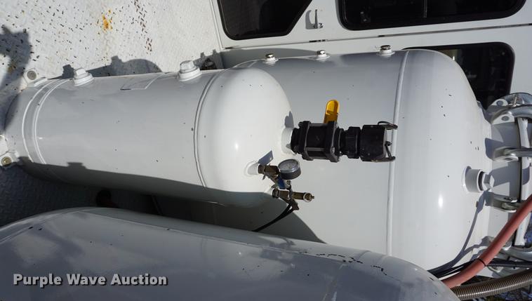 image for item DE3313 1998 Chevrolet T7500 paint striper truck