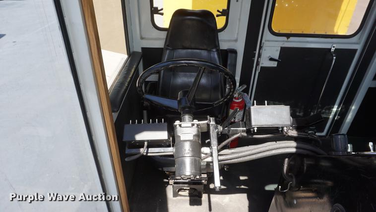 image for item DE3313 1998 Chevrolet T7500 paint striper truck