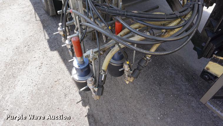 image for item DE3313 1998 Chevrolet T7500 paint striper truck