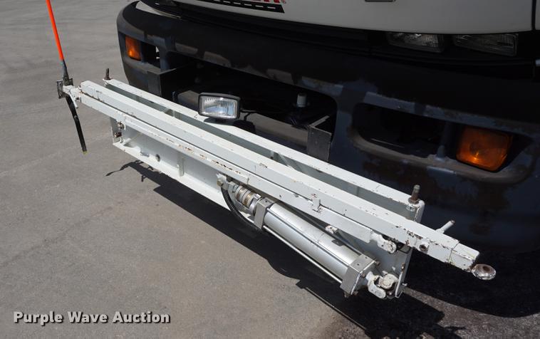 image for item DE3313 1998 Chevrolet T7500 paint striper truck