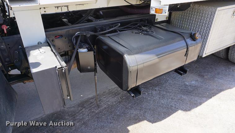 image for item DE3313 1998 Chevrolet T7500 paint striper truck