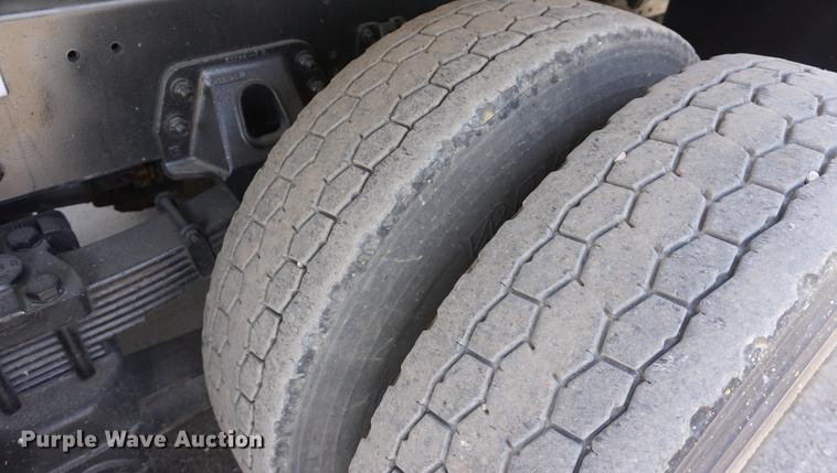 image for item DE3313 1998 Chevrolet T7500 paint striper truck