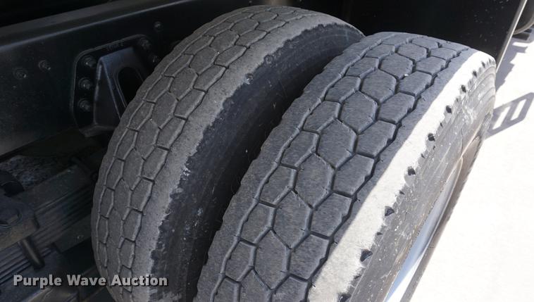 image for item DE3313 1998 Chevrolet T7500 paint striper truck