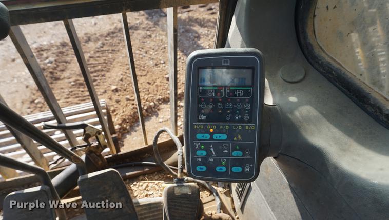 image for item DE3319 1997 Komatsu PC400LC-6LC excavator