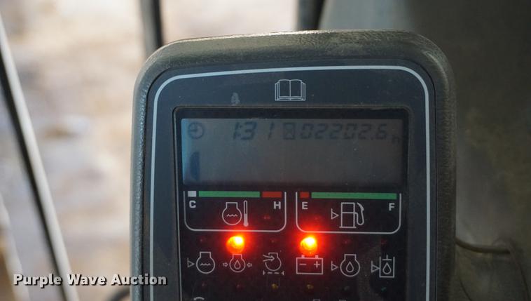 image for item DE3319 1997 Komatsu PC400LC-6LC excavator