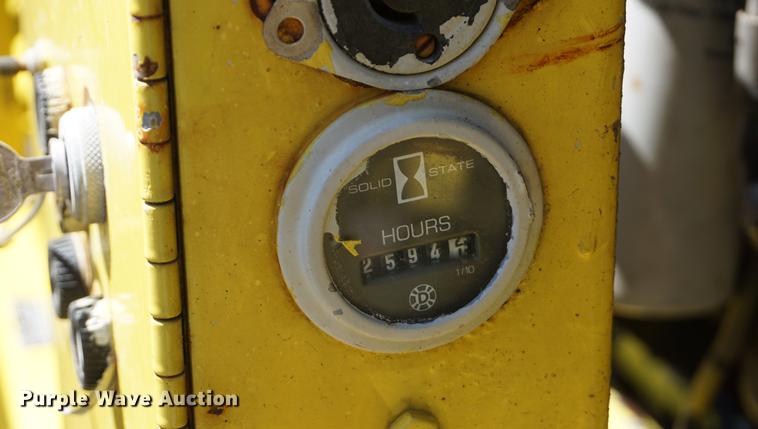 image for item DE3323 Mayco LST80 concrete pump