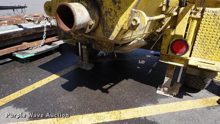 image for item DE3323 Mayco LST80 concrete pump