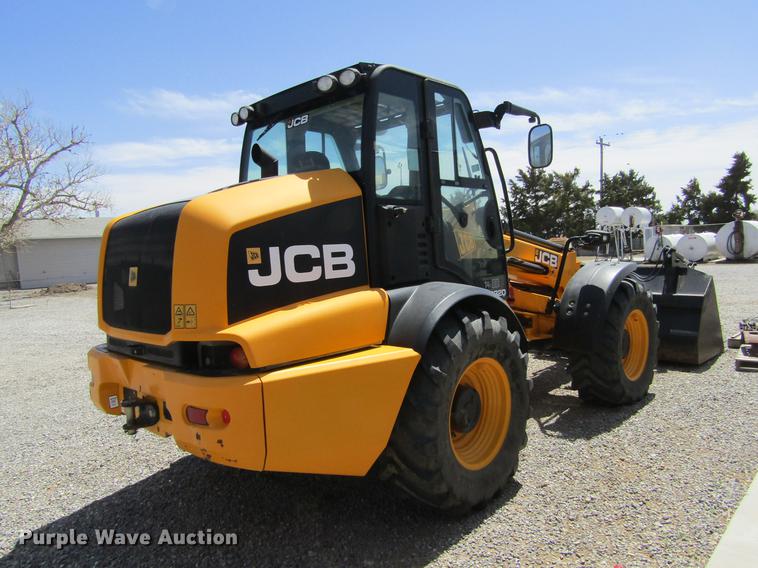 image for item DE6724 2013 JCB TM320 articulated telehandler