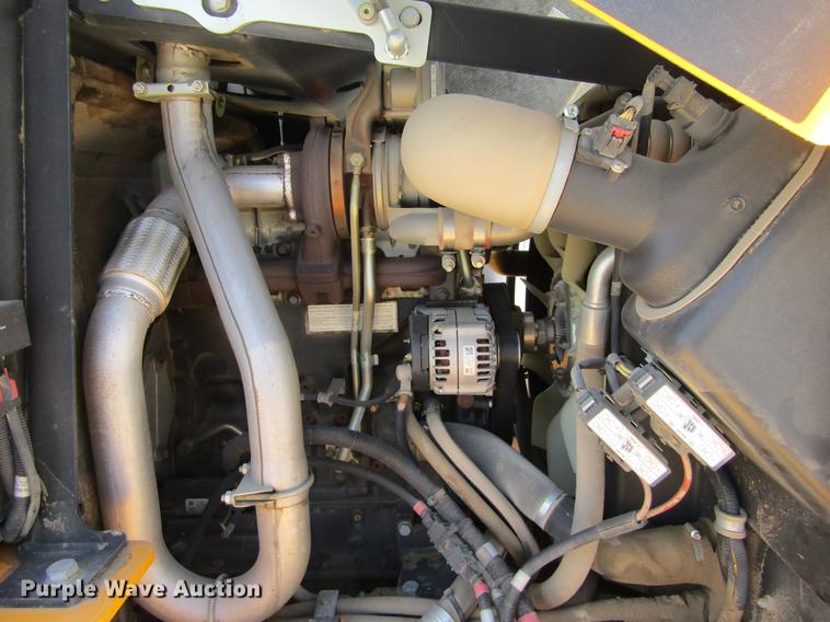 image for item DE6724 2013 JCB TM320 articulated telehandler