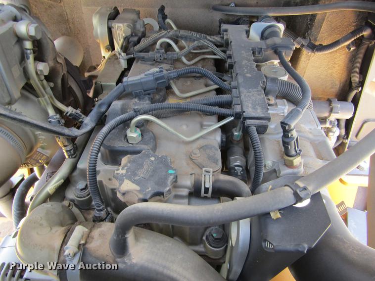 image for item DE6724 2013 JCB TM320 articulated telehandler