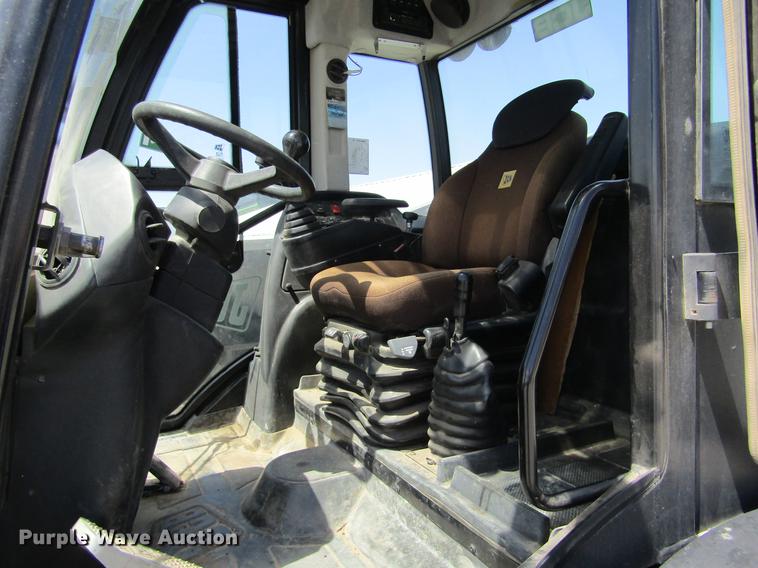 image for item DE6724 2013 JCB TM320 articulated telehandler