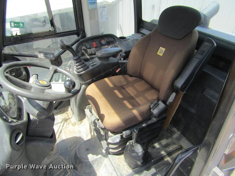 image for item DE6724 2013 JCB TM320 articulated telehandler