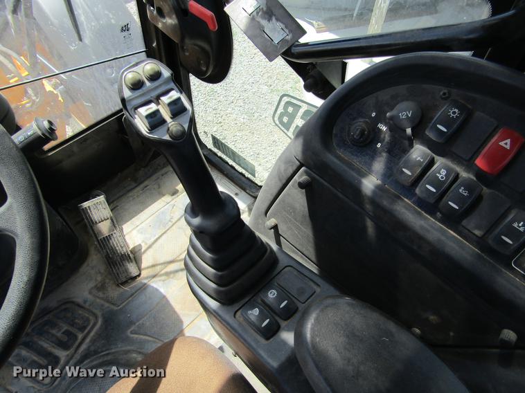 image for item DE6724 2013 JCB TM320 articulated telehandler