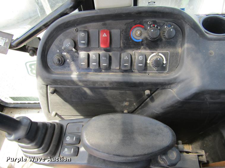 image for item DE6724 2013 JCB TM320 articulated telehandler