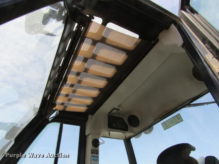 image for item DE6724 2013 JCB TM320 articulated telehandler