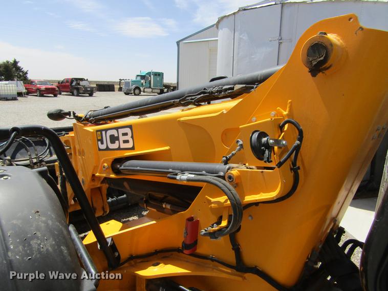 image for item DE6724 2013 JCB TM320 articulated telehandler