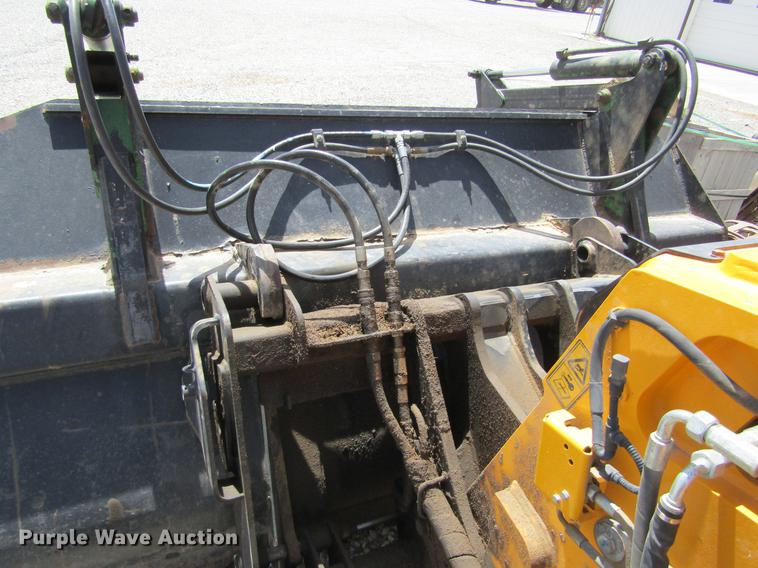 image for item DE6724 2013 JCB TM320 articulated telehandler