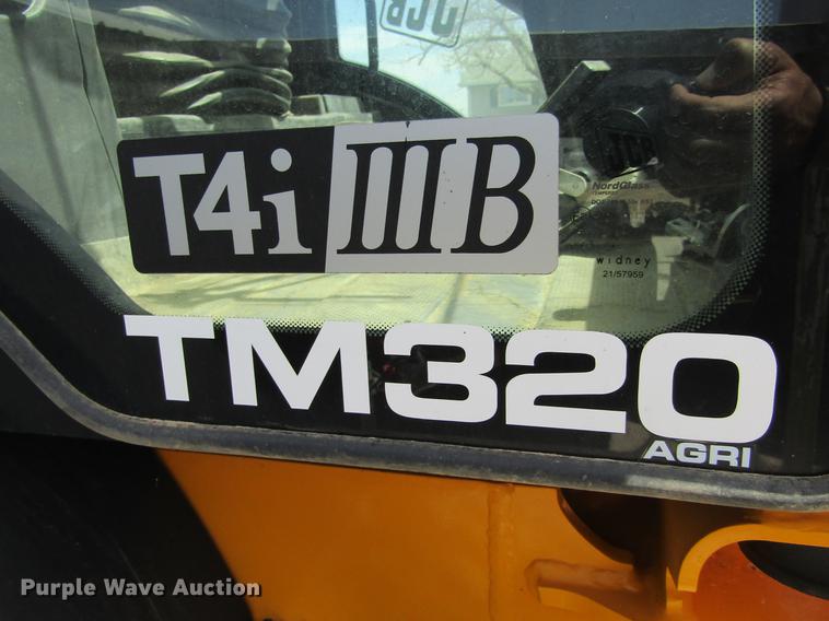 image for item DE6724 2013 JCB TM320 articulated telehandler