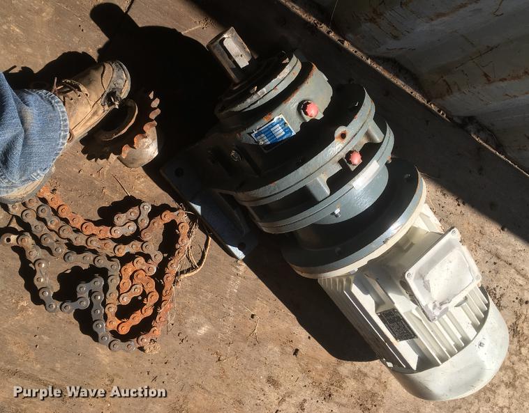 image for item DF3578 Powerscreen of America conveyor