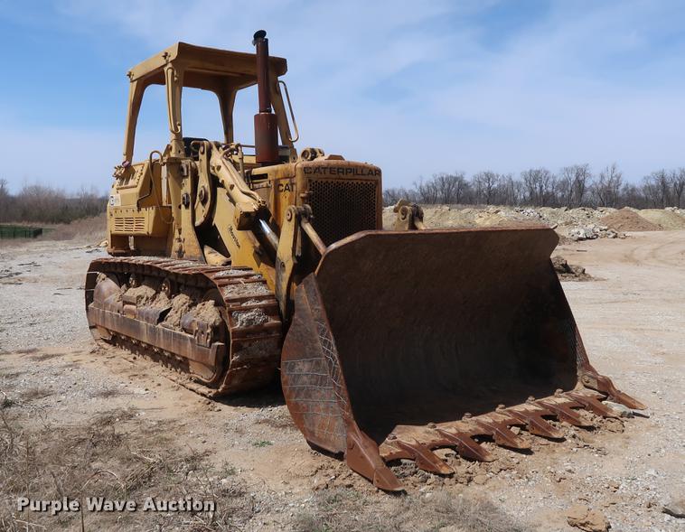 image for item DF3648 1980 Caterpillar 977L track loader