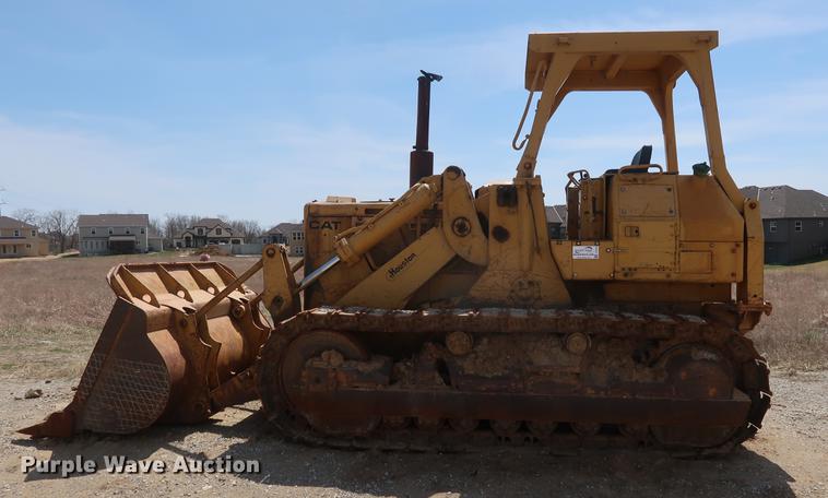 image for item DF3648 1980 Caterpillar 977L track loader