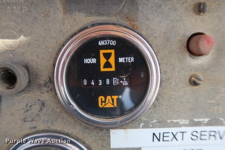 image for item DF3648 1980 Caterpillar 977L track loader