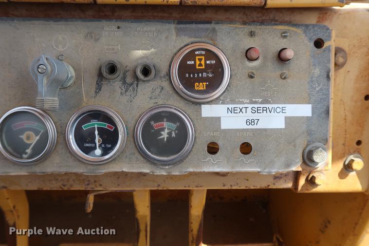 image for item DF3648 1980 Caterpillar 977L track loader