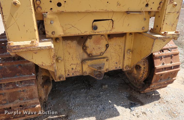 image for item DF3648 1980 Caterpillar 977L track loader