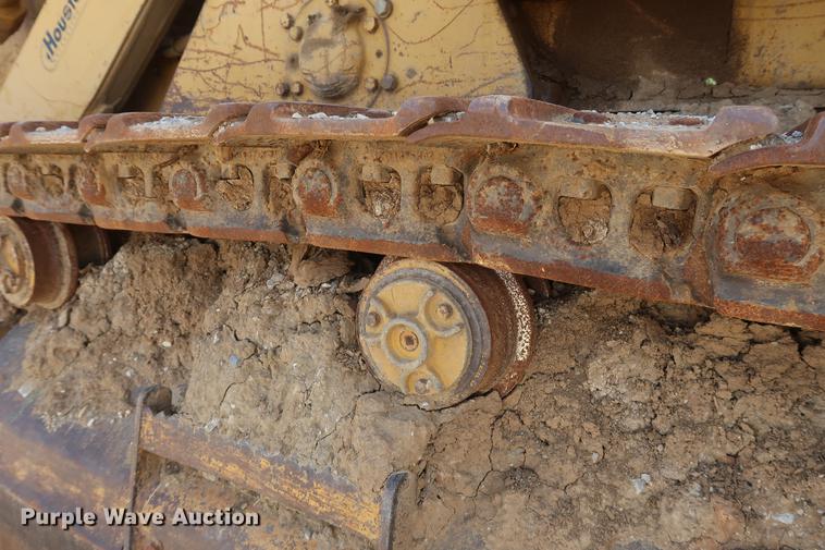 image for item DF3648 1980 Caterpillar 977L track loader