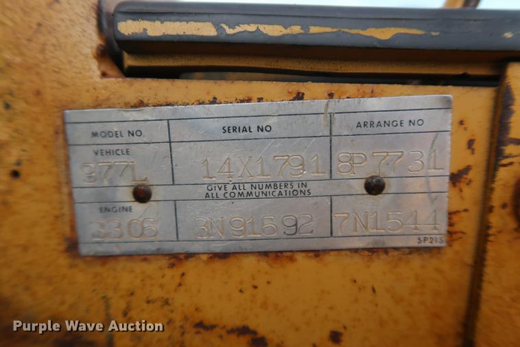 image for item DF3648 1980 Caterpillar 977L track loader