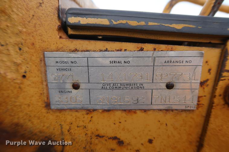 image for item DF3648 1980 Caterpillar 977L track loader