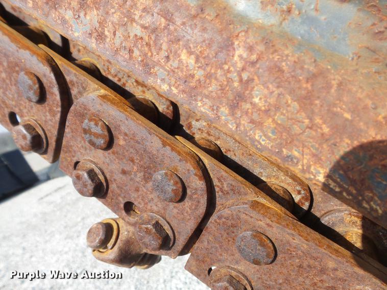 image for item DM9979 1998 Case 60 trencher