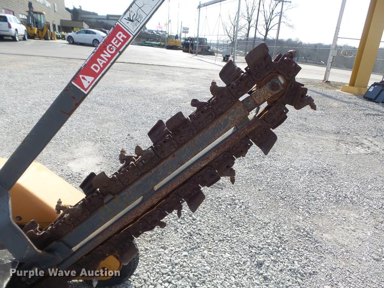 image for item DM9979 1998 Case 60 trencher