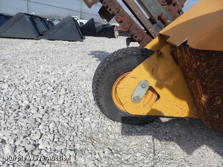 image for item DM9979 1998 Case 60 trencher