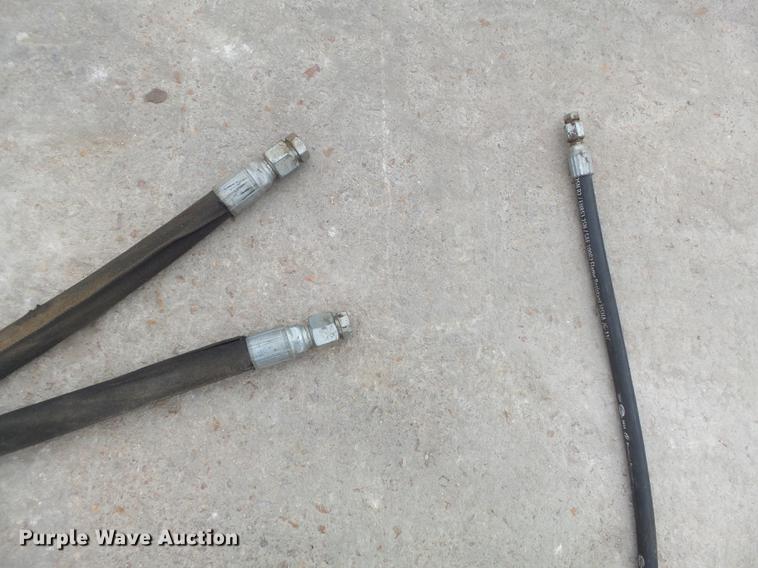 image for item DM9981 NPK H-4XE breaker