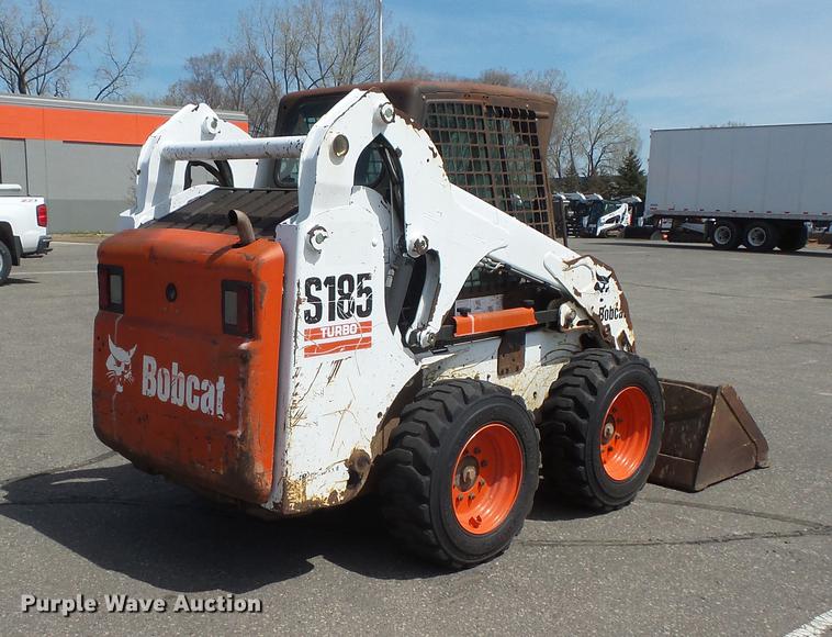 image for item DV9701 2005 Bobcat S185 skid steer