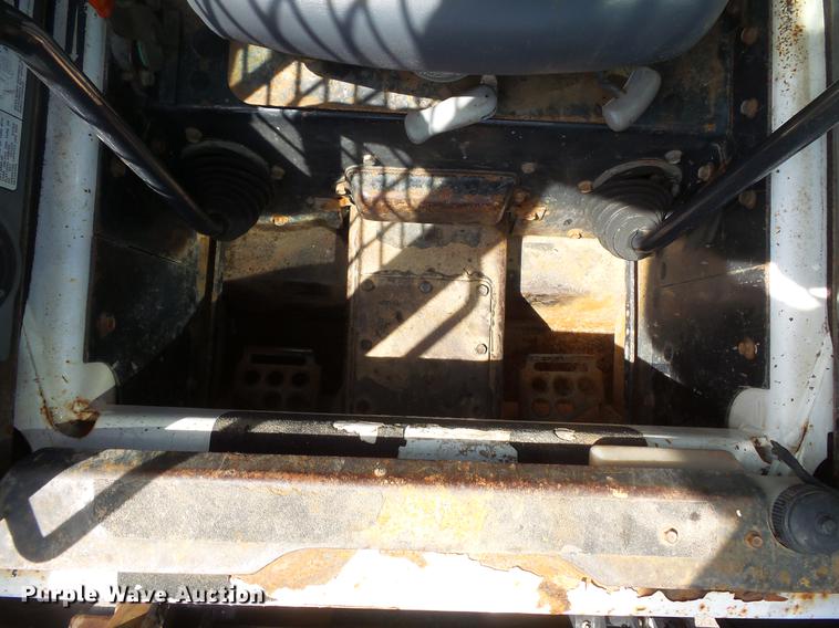 image for item DV9701 2005 Bobcat S185 skid steer