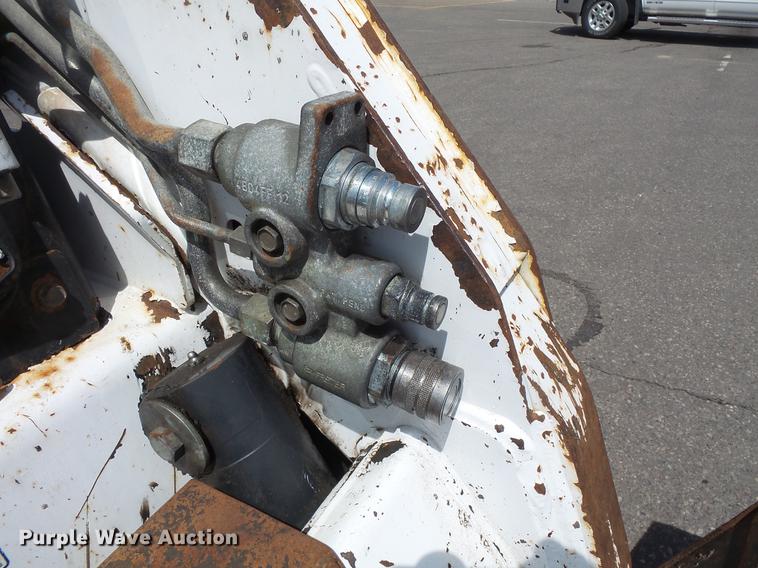 image for item DV9701 2005 Bobcat S185 skid steer