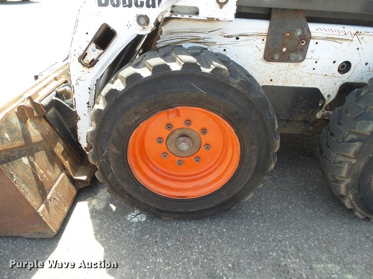 image for item DV9701 2005 Bobcat S185 skid steer
