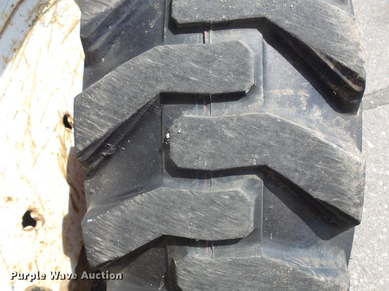 image for item DV9701 2005 Bobcat S185 skid steer