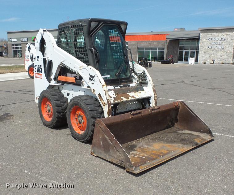image for item DV9702 2012 Bobcat S185 skid steer