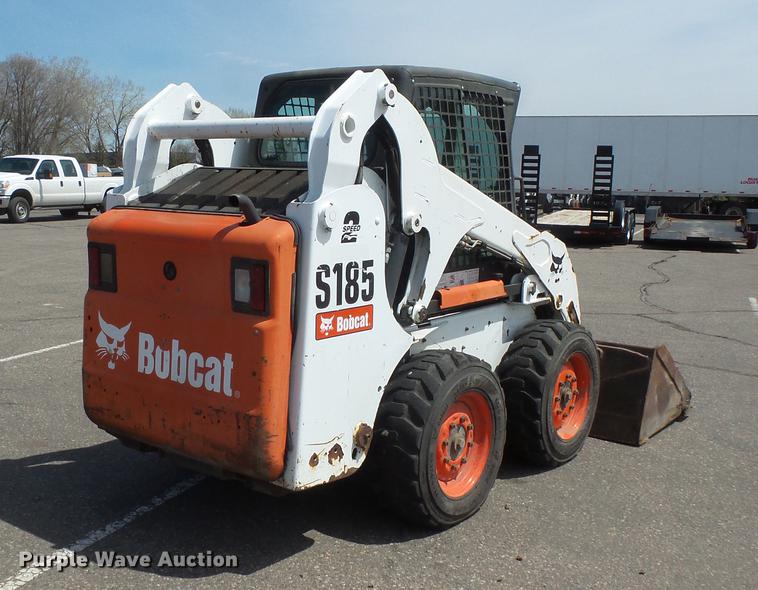 image for item DV9702 2012 Bobcat S185 skid steer