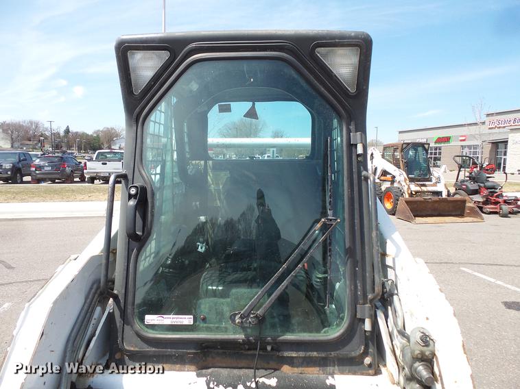 image for item DV9702 2012 Bobcat S185 skid steer