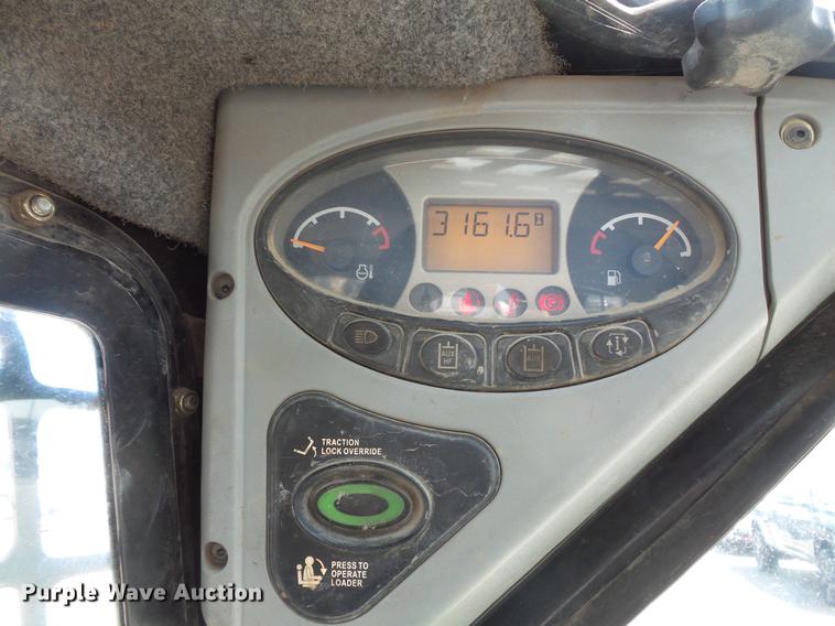 image for item DV9702 2012 Bobcat S185 skid steer