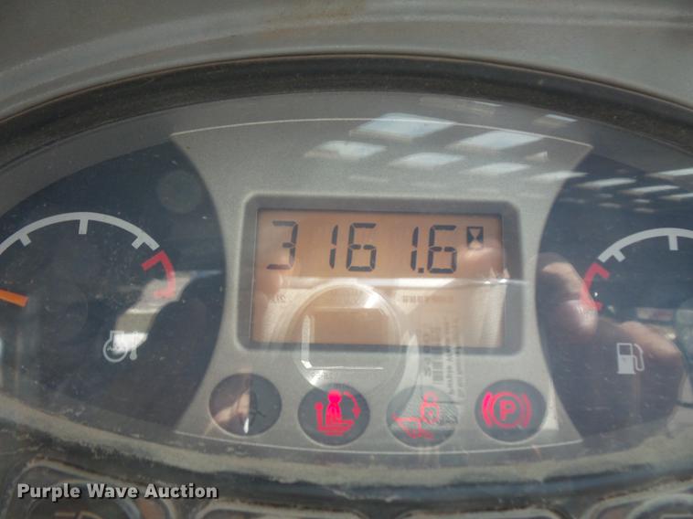 image for item DV9702 2012 Bobcat S185 skid steer