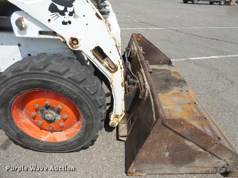 image for item DV9702 2012 Bobcat S185 skid steer