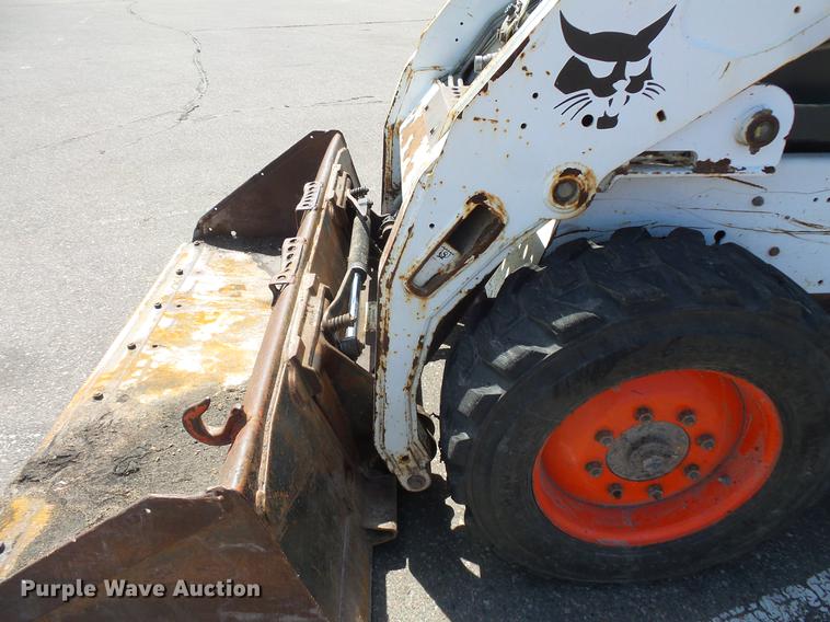 image for item DV9702 2012 Bobcat S185 skid steer